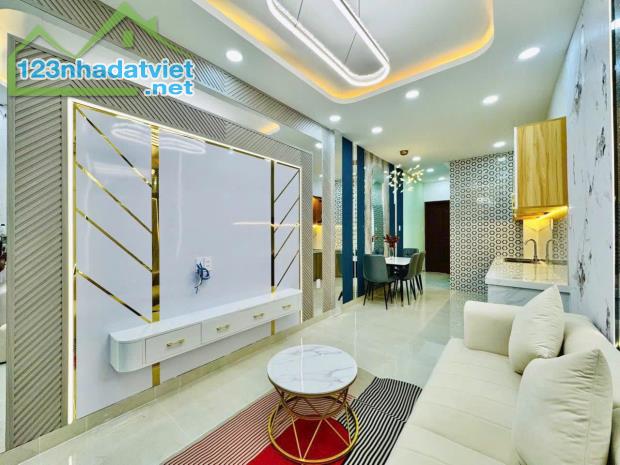 Nhanh!CHDV Cầu Diễn,Bắc Từ Liêm,lô góc,gần oto,100mx7T,MT=12m,18ty,DT~1,2ty/năm