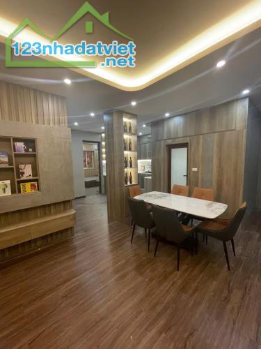 **🏙️BÁN GẤP CĂN HỘ CHUNG CƯ NGÕ 28 XUÂN LA, TÂY HỒ - 3PN, 2VS, FULL NỘI THẤT🏙️**