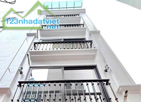 án nhà Trung Tâm Quận Ba Đình Mới kính keng- Tháng may vun vút - Bố trí siêu Đẹp
