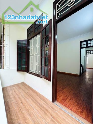 Bán Gấp Nhà Ngọc Thụy Long Biên 39m 4T Chỉ Hơn 8 Tỷ Ngõ Ô Tô Hàng Hiếm, Giá Đầu Tư - 4