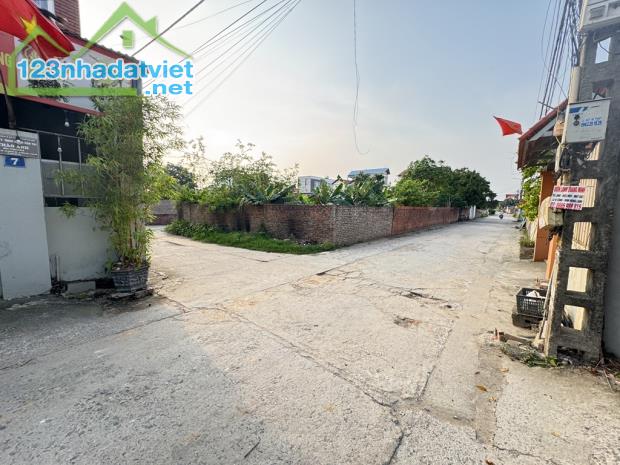 🌺BÁN ĐẤT KHÊ NỮ, NGUYÊN KHÊ, NỞ HẬU - ĐƯỜNG THÔNG OTO VÀO ĐẤT - CÁCH OTO TRÁNH 20M 🌺