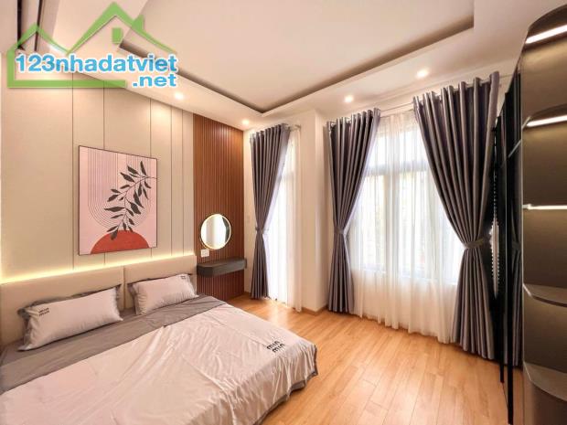 🔥 NHÀ PHỐ MỚI 100% - MẶT TIỀN HÒA CƯỜNG BẮC - 3 TẦNG ĐẸP NHƯ MƠ - CHỈ 5.09 TỶ - 4