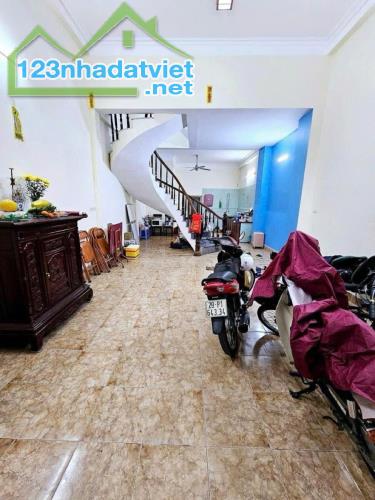 Bán Nhà Phú Thượng Tây Hồ 85m 4 Tầng 13.8Tỷ MT 5 Cạnh Đô Thị Sunshine - 4