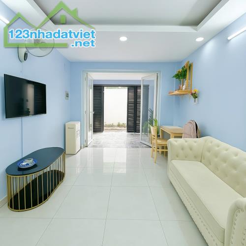Thích hợp ở đông người hoặc làm CHDV, Hẻm xe hơi, 5 Tầng, 7Pn, Chỉ 5 Tỉ hơn - 1