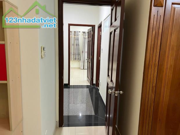 Cho thuê nhà 793/28/1/x Khu Kiều đàm ,Quận 7 dt 5x15m 3 lầu,st - 3