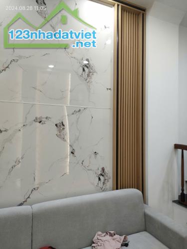 Bán gấp giá rẻ, thang máy, Hoàng Mai 45m, 7 tầng, mặt tiền 4m, 11.5 tỷ Hoàng Mai. - 3