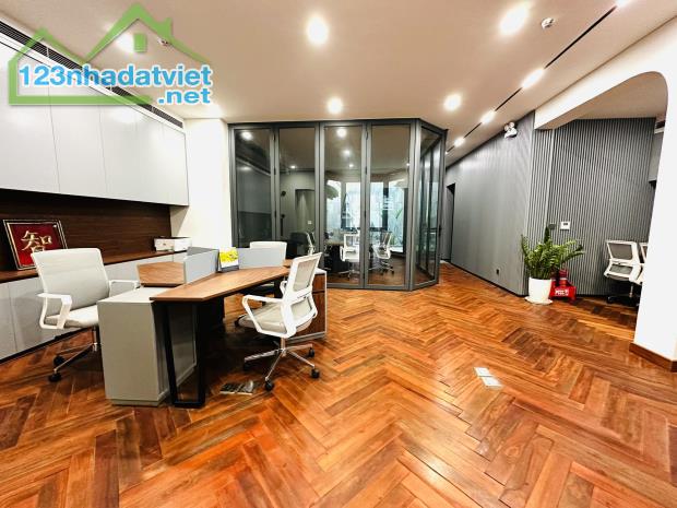 Nhà Nguyễn Văn Ngọc Lô Góc 3 Mặt Thoáng MT 10M 220M2 140 Tỷ Vỉa Hè KD Ô TÔ Tránh - 3
