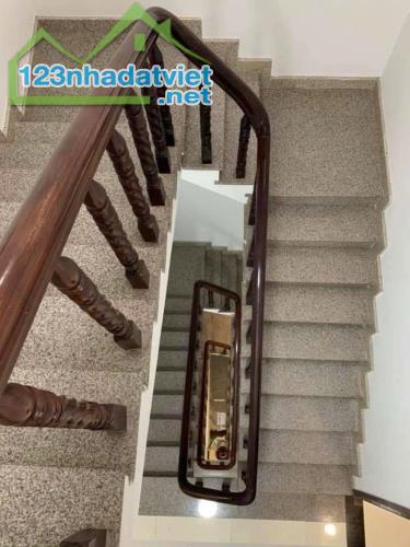 BÁN NHÀ MẶT PHỐ BÌNH TRỊ ĐÔNG - 80M2 - 4 TẦNG - 5PN - 6WC - 18 TỶ - SỔ HỒNG CHÍNH CHỦ - 2