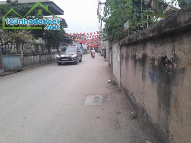 ĐẤT PHỤNG CHÂU ÔTÔ ĐỖ CỬA ĐƯỜNG THÔNG 50M HƠN 2TỶ - 1
