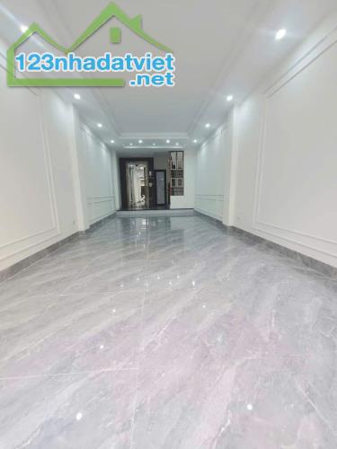 Bán nhà Phạm Văn Đồng, 47m2, phân lô, ô tô, nội thất lung linh,  nhỉnh 8tỷ. - 2