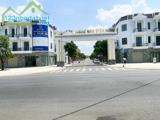 Bán lô đất tc đường nhựa 12m, xd tư do ngay TT Tp Tân Uyên,gần kcn Nam Tân và Kcn Vsip 3 - 5