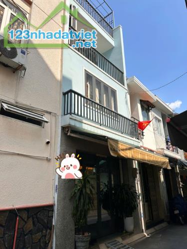 bán nhà HXH Thoại Ngọc Hầu,Tân Phú 38m2,4 tầng,giá chỉ 6.4T - 3