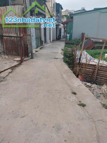 CHÍNH CHỦ Cần Bán Nhà Vị Trí Đẹp Tại Phố Định Công Hạ,Quận Hoàng Mai, TP Hà Nội - 1