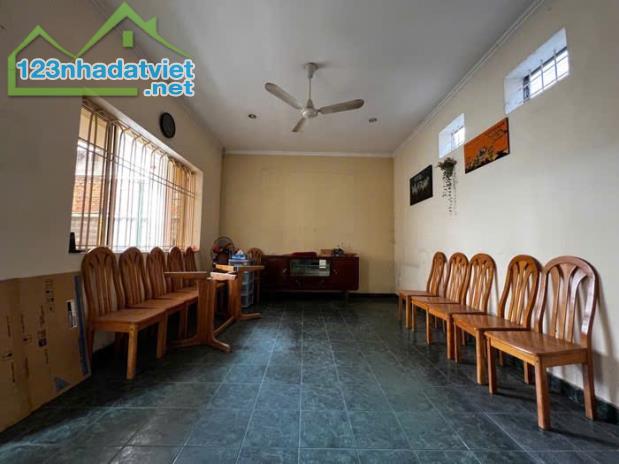SIÊU RẺ GIẢM GẦN 20 TỶ ĐỊNH CƯ BÁN GẤP BIỆT THỰ GÓC 2 MẶT TIỀN HXH TRƯỜNG CHINH P15 TÂN BÌ - 1