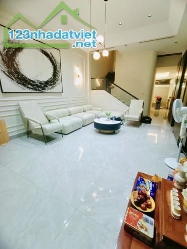 🧧 PHAN HUY ÍCH - KÊNH THAM LƯƠNG - OTO NGỦ NHÀ - 4 TẦNG BTCT - NGANG LỚN 4.5M VUÔNG VỨC - 1