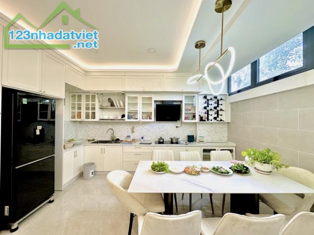 🧧 PHAN HUY ÍCH - KÊNH THAM LƯƠNG - OTO NGỦ NHÀ - 4 TẦNG BTCT - NGANG LỚN 4.5M VUÔNG VỨC - 3