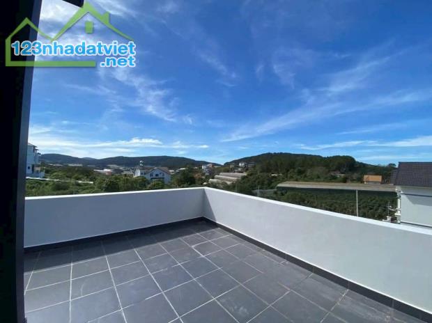 Cần bán gấp Căn Biệt Thự đẹp view thoáng tại Măng Ling, Đà Lạt 200m2 giá chỉ 8.5 tỷ - 3