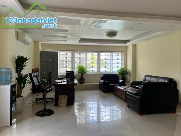 Chính chủ (tìm MG) cho thuê lâu dài, giá hạt dẻ nhà 5 tầng mặt ngõ to như phố - 3 mặt - 1