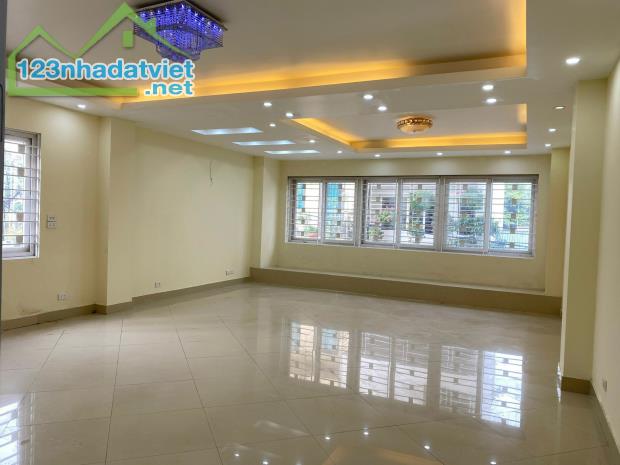 Chính chủ (tìm MG) cho thuê lâu dài, giá hạt dẻ nhà 5 tầng mặt ngõ to như phố - 3 mặt - 2