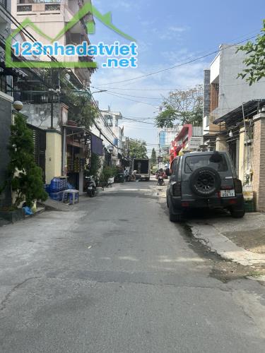 Cần bán, vị trí siêu đẹp, HẺM ÔTÔ, PHAN VĂN HỚN, Q12, dt: 56M2, chỉ nhỉnh 4 tỷ.