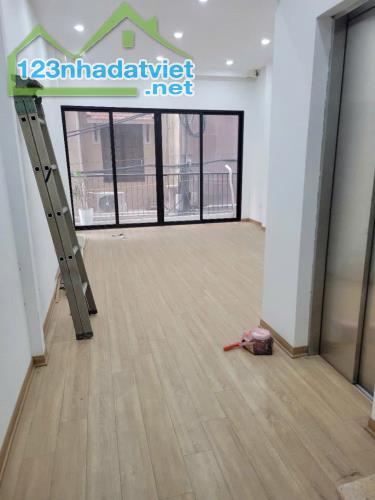 Nhà mặt ngõ Lạc Long Quân, Tây Hồ, lô góc hai thoáng, ngõ nông, 45m, 5 tầng, 12 tỷ. - 1