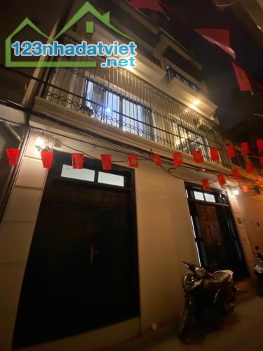 NHÀ GIẾNG MỨT - BẠCH MAI 5 TẦNG NHÀ ĐẸP VỊ TRÍ ĐẸP