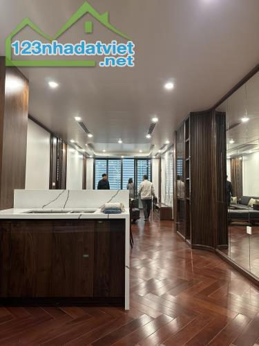 💥 TÒA VP 7 TẦNG XÂY MỚI MẶT PHỐ HOÀNG QUỐC VIỆT, 180M2 MT 8.5M, LÔ GÓC, 115 TỶ💥