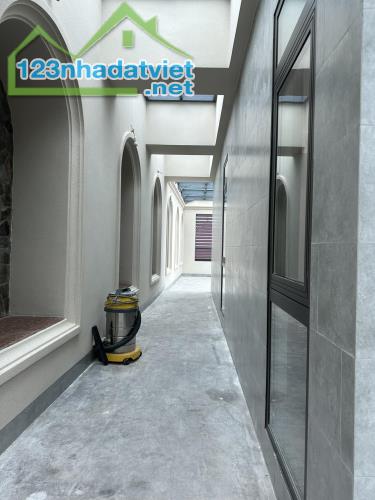 💥 TÒA VP 7 TẦNG XÂY MỚI MẶT PHỐ HOÀNG QUỐC VIỆT, 180M2 MT 8.5M, LÔ GÓC, 115 TỶ💥 - 2