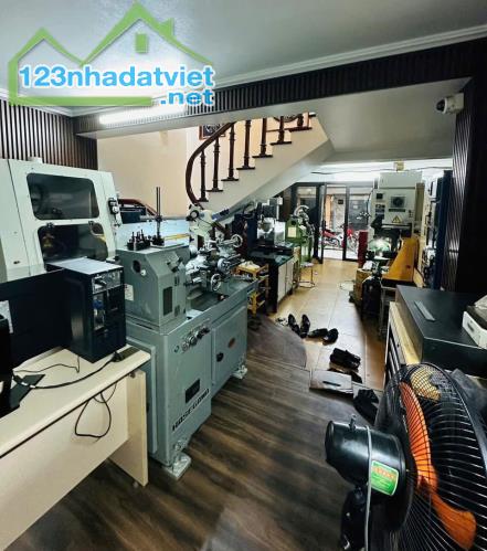 BÁN NHÀ: TRẦN BÌNH CẦU GIẤY--5 TẦG FULL SỔ ĐẸP - 3