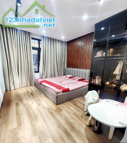 Phân Lô Quân Đội quận Hai Bà Trưng -DT 60m2x5T thang máy ô tô đỗ , vào nhà - 3
