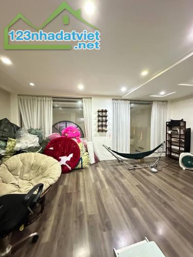BÁN NHÀ MẶT TIỀN Lê Lăng, Tân Phú 4 tầng 148m2 (6,7x22). Nhà đẹp ở ngay. Giá chỉ 19 tỷ. - 2