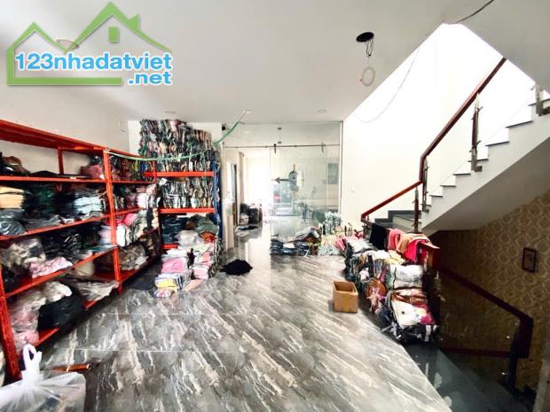 Bán nhà 4 tầng BTCT, 131m², nở hậu, Hẻm nhựa 8m có lề, 11.4 tỷ, Bình Tân - 4