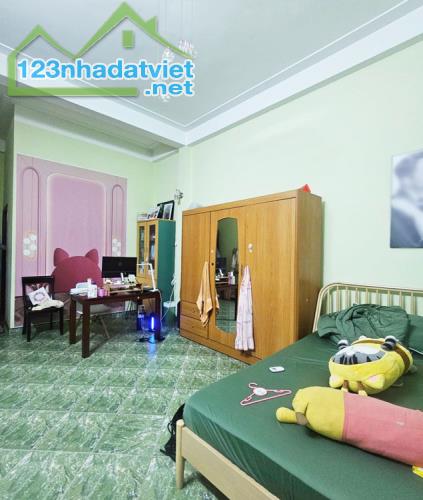 Nhà 4 tầng, Hẻm Xe Hơi, Hoàng Hoa Thám, Tân Bình, 4x25m, 101m2, chỉ 13.9 tỷ TL - 1