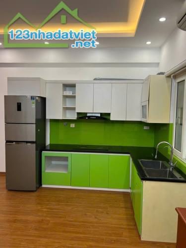 Cần bán nhanh căn hộ 70m2, tòa HH01B-B1.4 KĐT Thanh Hà Mường Thanh, giá 2,55 tỷ. 097465279