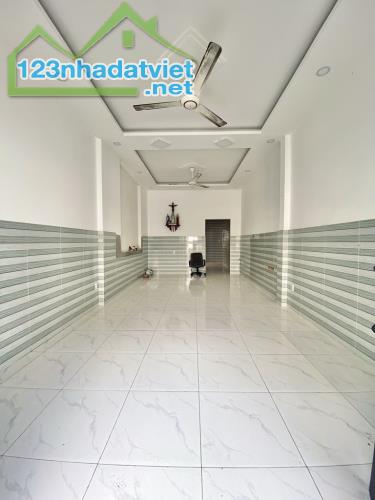 NHÀ GẤP BÁN - GẦN CV LÀNG HOA & CHỢ THẠCH ĐÀ GV - DT ( 5,7 × 14,5 ) - 2 TẦNG CHỈ 4.X TỶ - 1