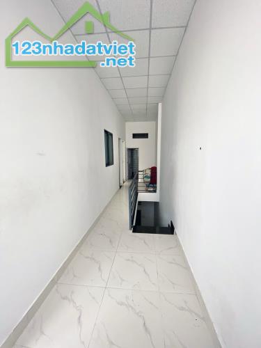 NHÀ GẤP BÁN - GẦN CV LÀNG HOA & CHỢ THẠCH ĐÀ GV - DT ( 5,7 × 14,5 ) - 2 TẦNG CHỈ 4.X TỶ - 4