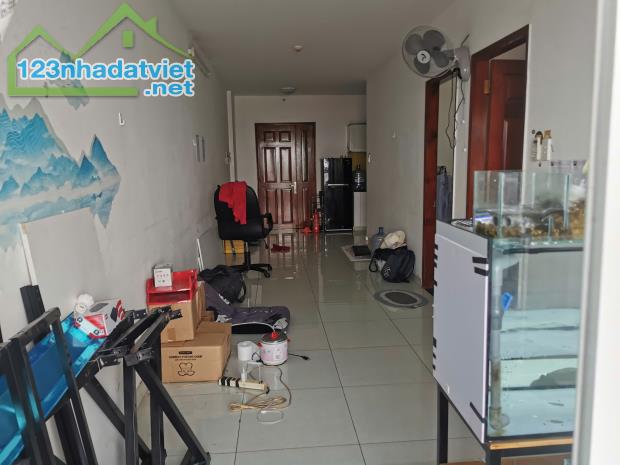Cho Thuê Căn Hộ 64m2, 2 PN toà nhà (8X - Plus) đường Trường Chinh, Q12, khu dân cư đông - 1