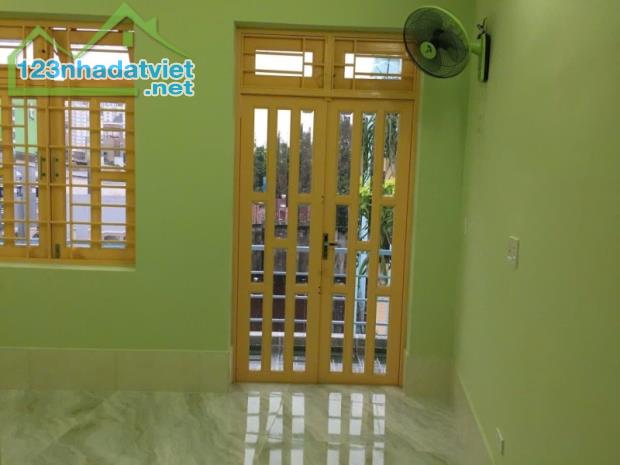 Bán căn hộ dịch vụ hiếm Q6, đường Nguyễn Văn Luông, 51m, hẻm xe hơi, 4 lầu, chỉ nhỉnh 6 tỷ - 1