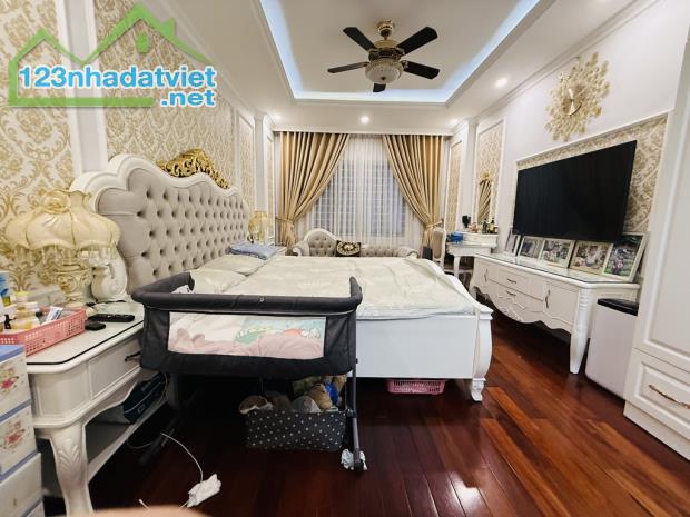 NHÀ VÕ THỊ SÁU 38m 6T -CỰC ĐẸP- VIEW HỒ, CÔNG VIÊN -FULL NỘI THẤT - THANG MÁY - 1