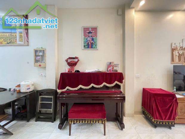 BÁN NHÀ MẶT NGÕ Ô TÔ TẢI, PHỐ QUANG TIẾN – 68M2 x 4 TẦNG – CHỈ CÁCH PHỐ PHÚ ĐÔ 700M – GIÁ - 1