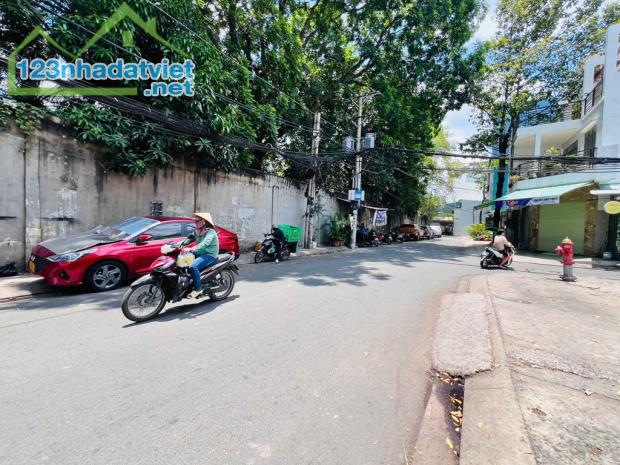 Mặt tiền hẻm 10m – Cống Lỡ - P15- Tân Bình – 4.5x18m – 4 tầng – Giá 10.7Tỷ