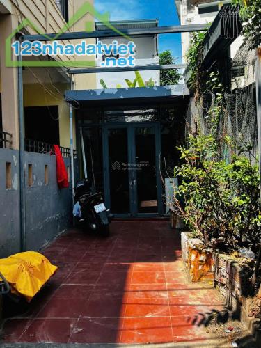 Bán nhà cấp 4, dt 94m² nhà đầu tiên của hẻm 471 Nguyễn Tất Thành-Xuân Hà-Thanh Khê- Đà Nẵn - 2