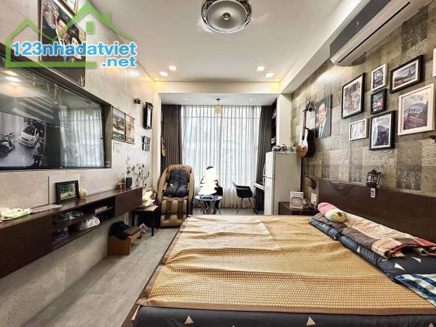 ++Bán nhà mặt tiền Năm Châu, p11, quận Tân Bình; (5*12) 3 tầng - 12,7 tỷ - 2