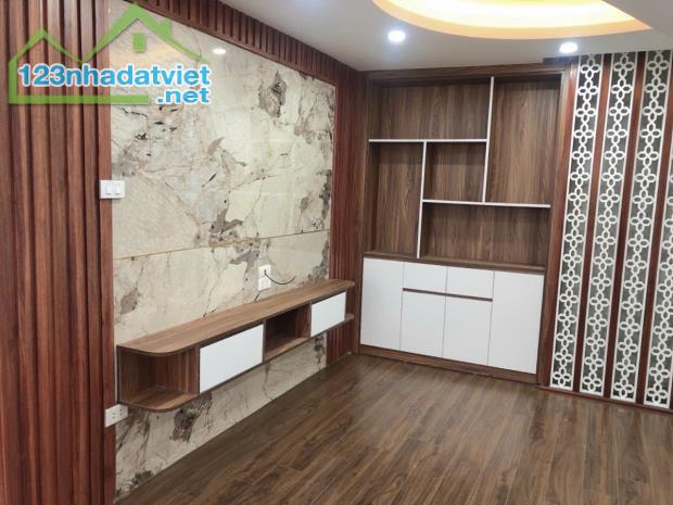 NHÀ 5 TẦNG - FULL NỘI THẤT - GẦN MỸ ĐÌNH, CẦU GIẤY - NGÕ NÔNG - HIẾM CÓ!