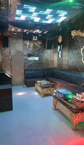 TÒA KARAOKE, LÔ GÓC, DT 285M²(11.8x25M), DÒNG TIỀN 80TR/THÁNG, LINH XUÂN, TP. THỦ ĐỨC - 3