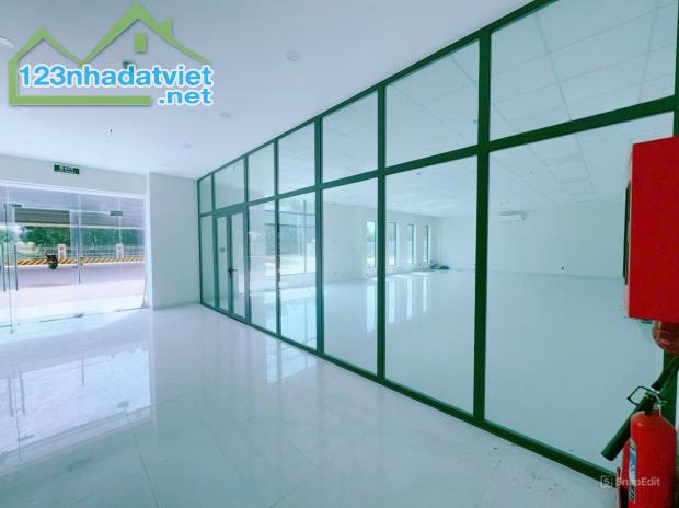 Cho thuê nhà xưởng khuôn viên gần 1ha, KCN Long Thành, Đồng Nai, giá thuê 590tr/tháng. - 3