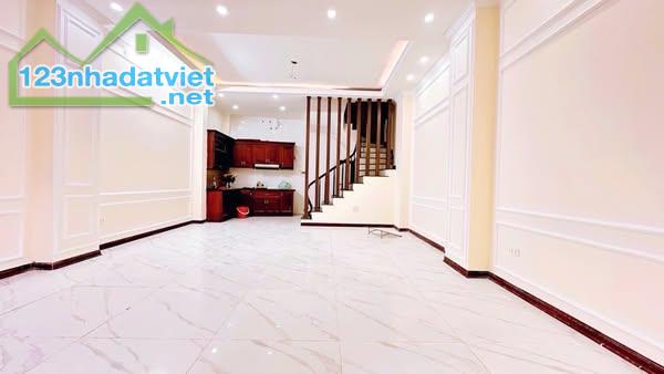 🏠 Nhà MỸ ĐÌNH - DT 60,5m x 4 tầng - mặt tiền 6m bề thế