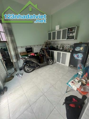DƯƠNG BÁ TRẠC P1,Q8 - 47m2 (4.4m ❌ 10.6m)- NGAY CẦU NGUYỄN VĂN CỪ - DT 11TR/THÁNG - 4.9 TỶ - 2