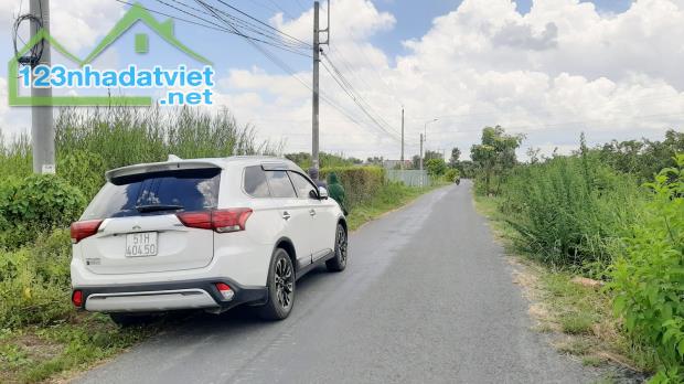 Bán miếng đất mặt tiền đường Trường Bình Phước Lâm Cần Giuộc. Giá 2,2 tỷ TL - 2