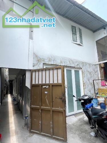 Nhà mới 2 tầng đường Số 1 giáp Quận 8, Giá: 1.25 Tỷ